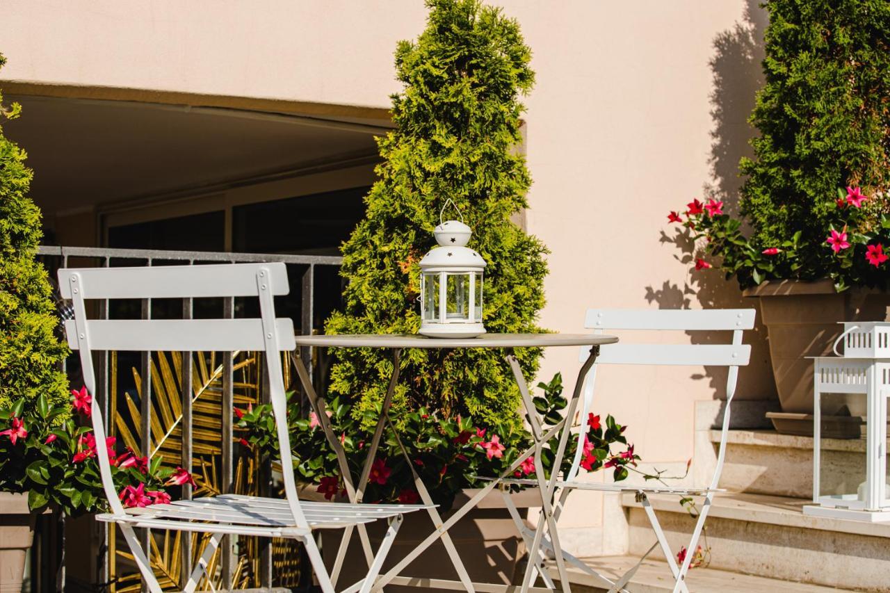 Unique Hotel Cesenatico Exterior foto